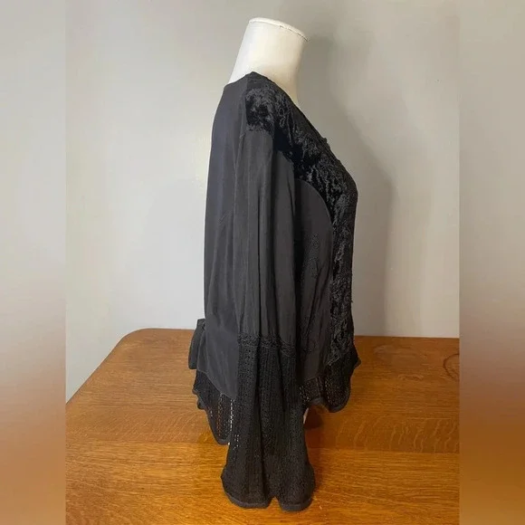 Black Long Sleeve Bell Sleeve Whimsigoth Moody Dark Boho Embroidered Fairy Witch - Picture 4 of 16